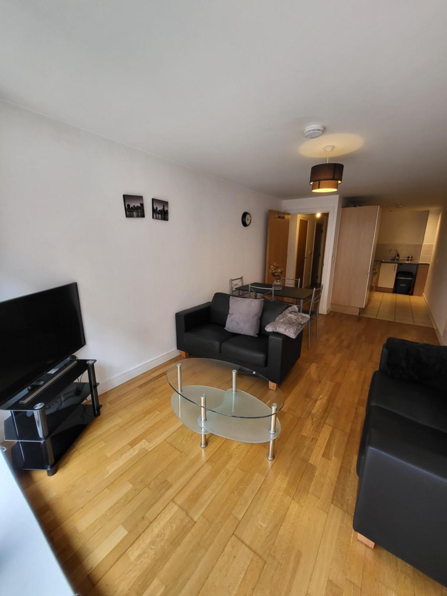 Awesome 1 Bedroom Apartment แมนเชสเตอร์ ภายนอก รูปภาพ
